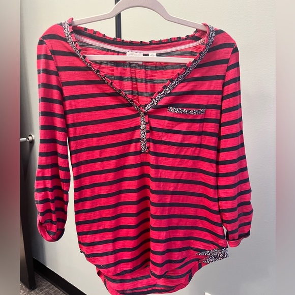 Anthropologie Postmark Floral Trimmed Henley, Size S - Picture 2 of 6